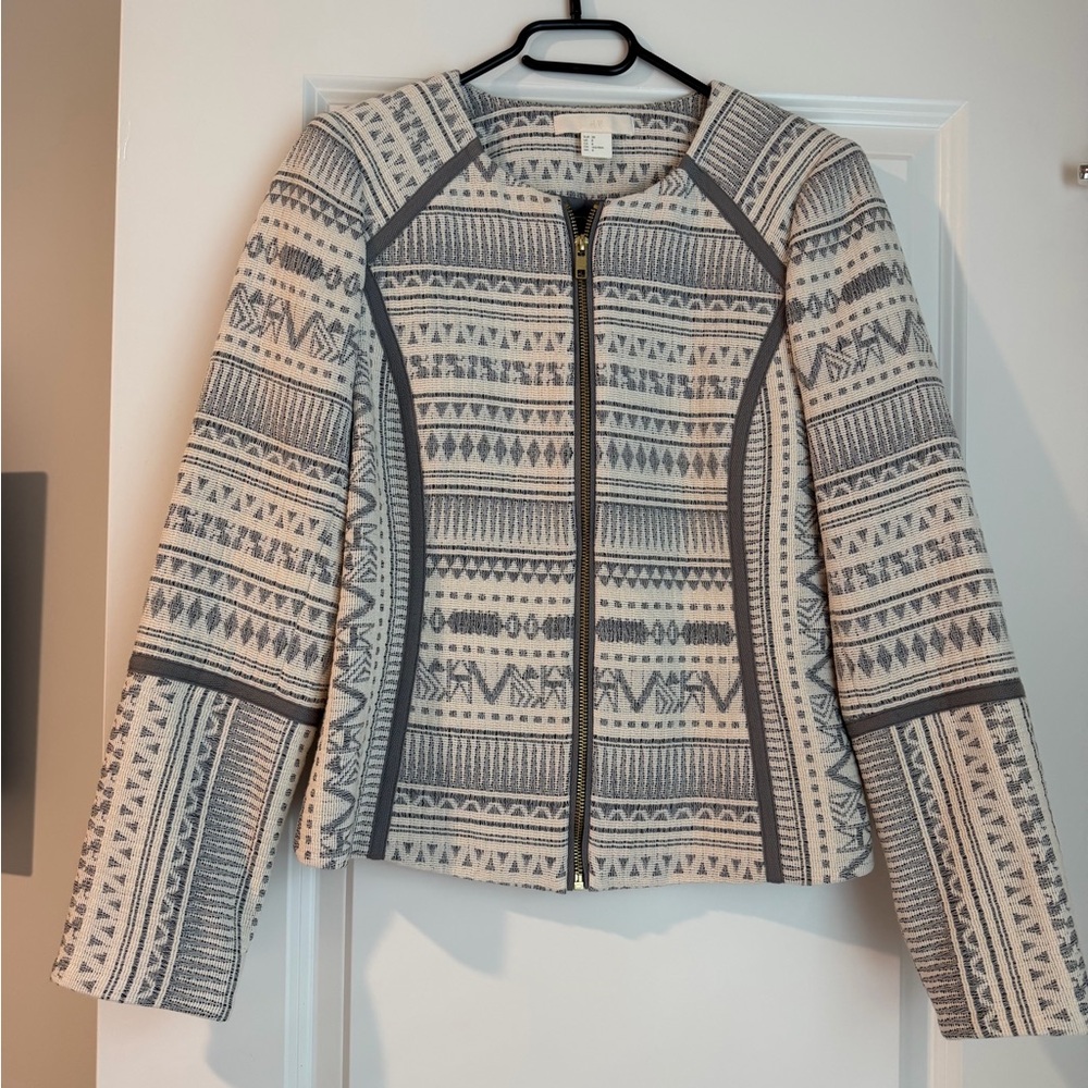 H&M Cream and Gray Patterned Zip Jacket